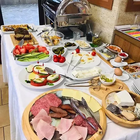 Doro Μπουργκάς