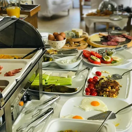 Doro Hotel 3*