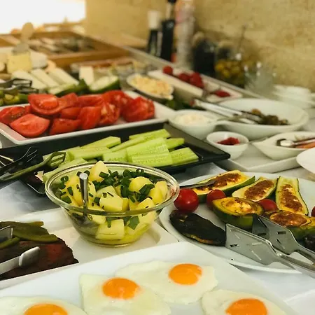 Doro Hotel 3*